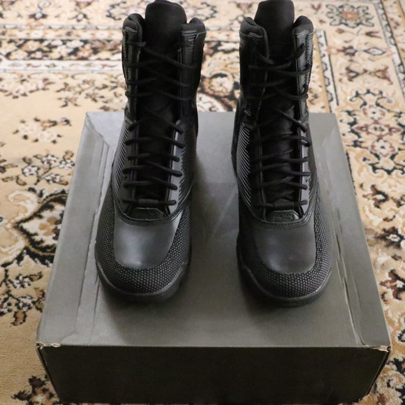 Men’s Shoes - Picture 2 of 4